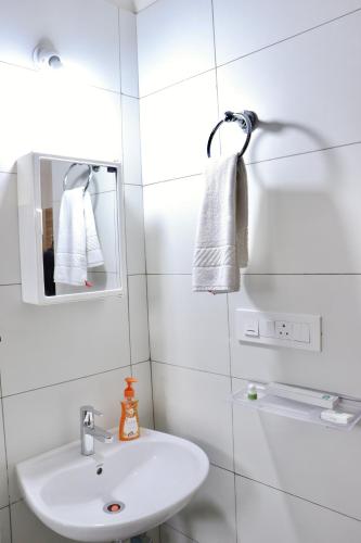 sweet crystal homes c v raman nagar