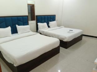 Hotel The Neelkanth,,3 star