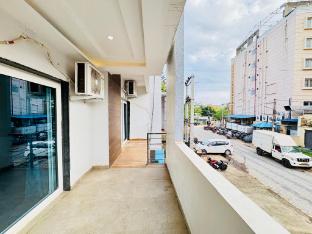 hotel bay premium puri