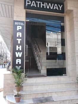 pathway kdson at airport