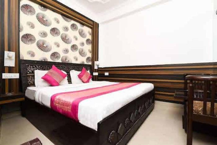 pathway kdson at airport