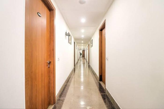 pathway kdson at airport