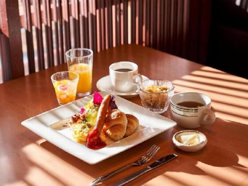 pathway kdson at airport