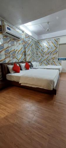 Hotel Vr Inn,,2 star