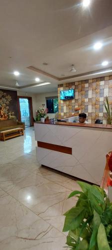 Hotel Vr Inn,,2 star