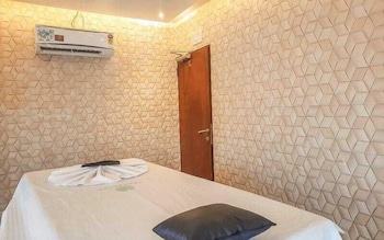 Hotel Philips,,3 star