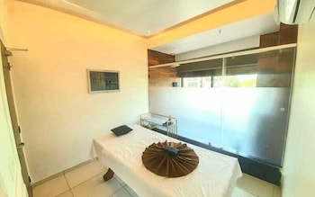 Hotel Philips,,3 star