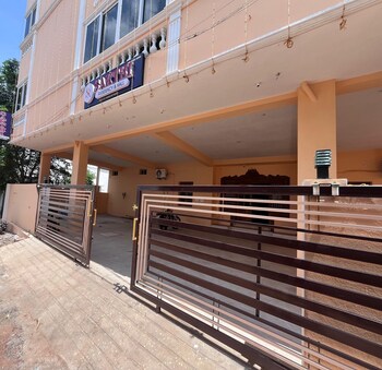 Sakthi Residency,,2 star