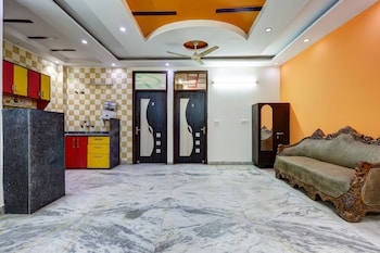 Hotel Sunshine By The Premium Villa,,2 star