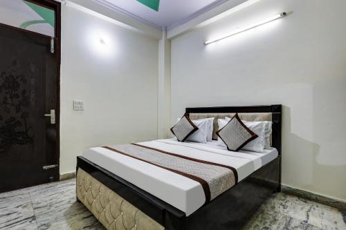 hotel sunshine by the premium villa