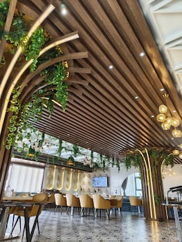 Hotel Mahika,,3 star