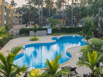 Charvi Reemz Grand Suites Anjuna Beach,,2 star