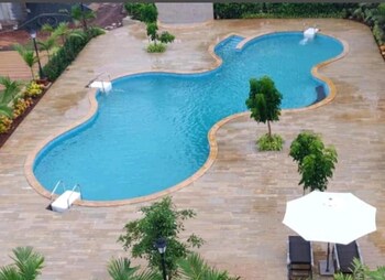 Charvi Reemz Grand Suites Anjuna Beach,,2 star