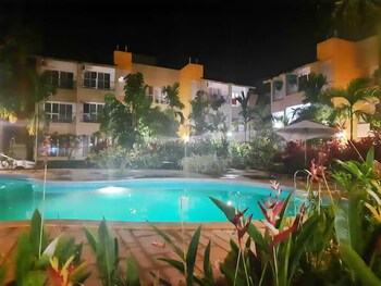 Charvi Reemz Grand Suites Anjuna Beach,,2 star