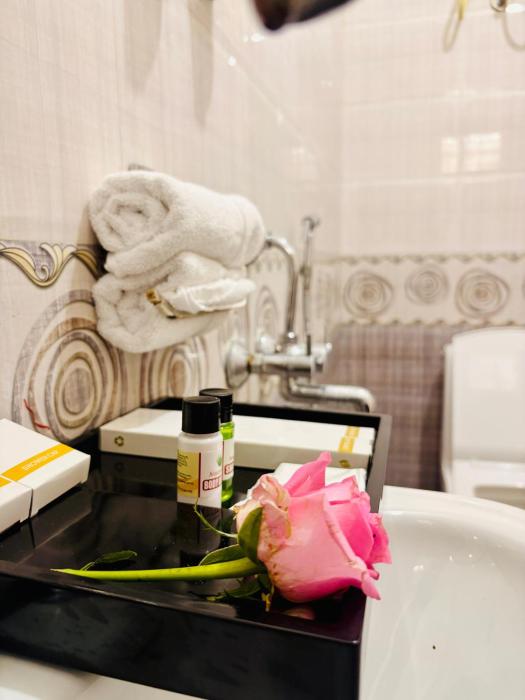 golden farms resorts