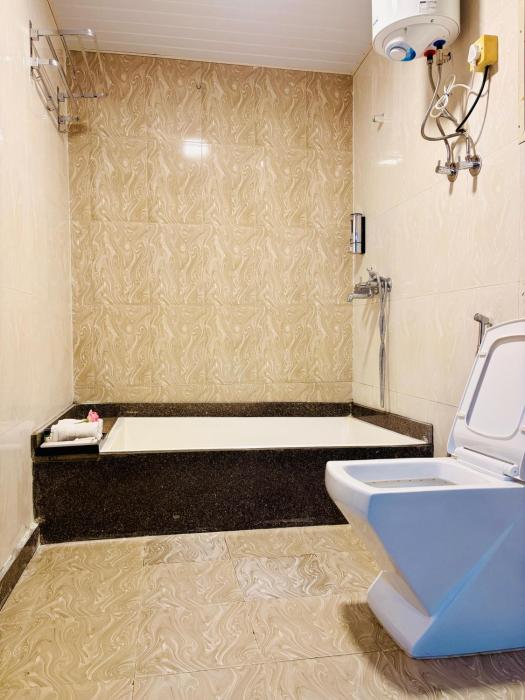 golden farms resorts