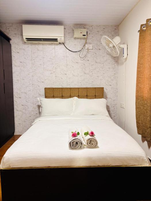 golden farms resorts