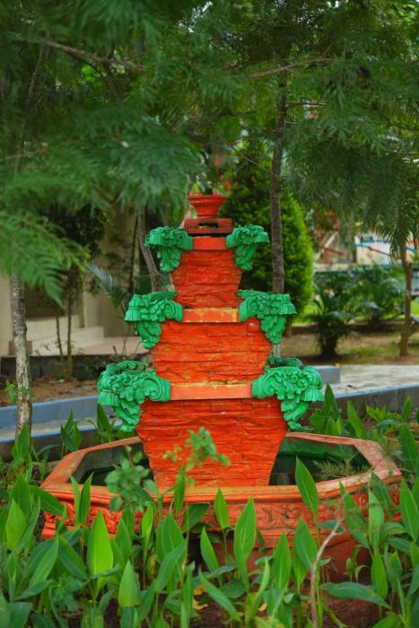 golden farms resorts