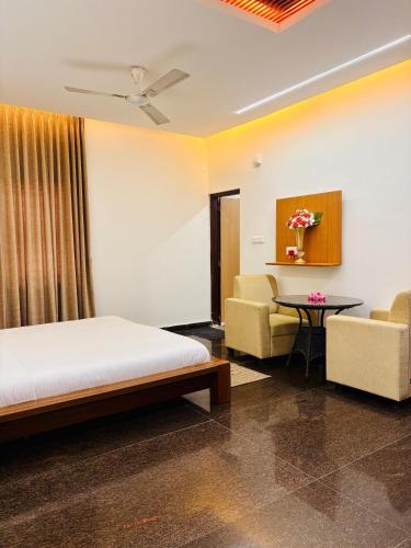 golden farms resorts