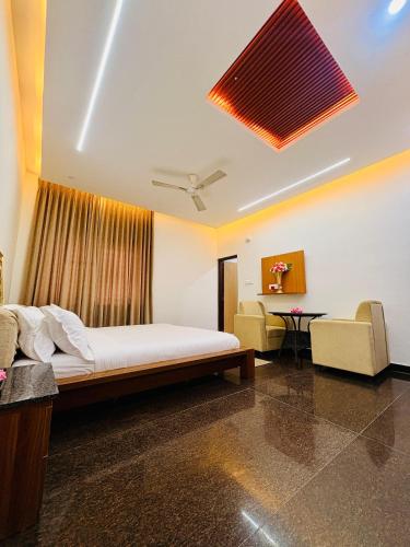 golden farms resorts