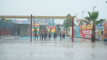 hotel holiday fun resort