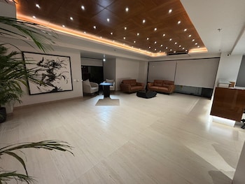 Hotel Tandav Ujjain,,3 star