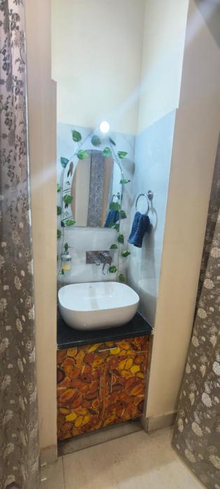 ganga bhavan home stay