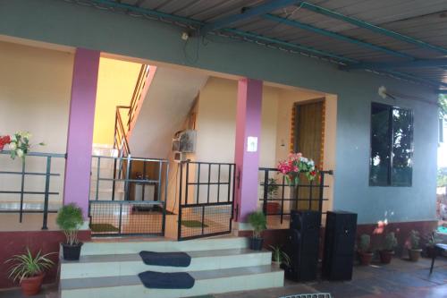 aura park stay kumta