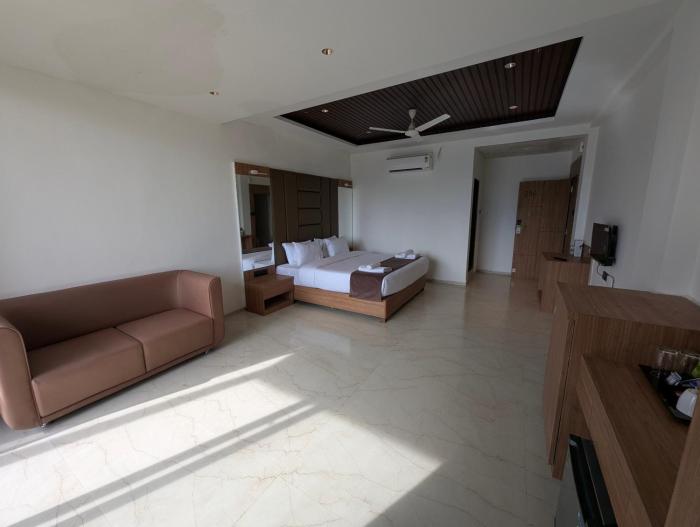 savyasaachii hotel mahabaleshwar pure veg