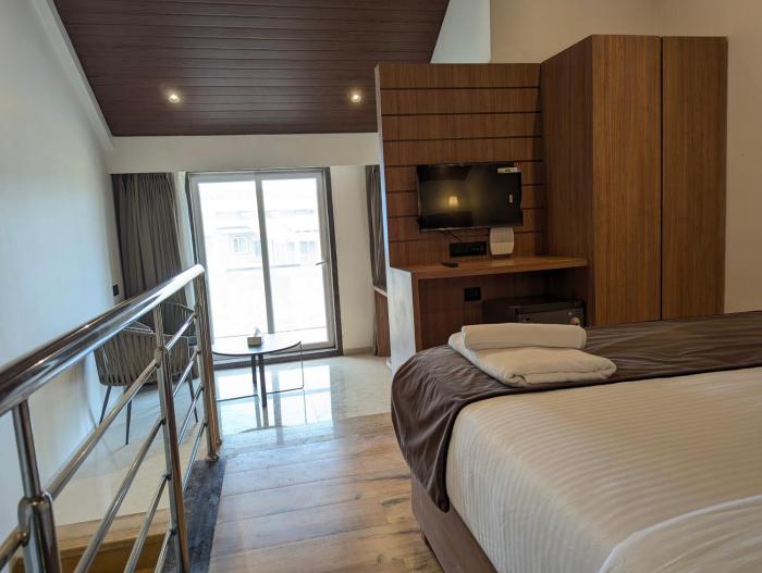 savyasaachii hotel mahabaleshwar pure veg