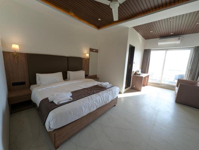 savyasaachii hotel mahabaleshwar pure veg