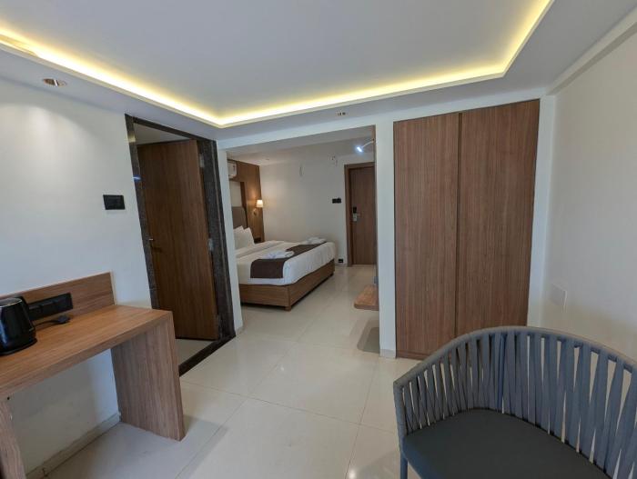 savyasaachii hotel mahabaleshwar pure veg
