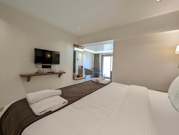 savyasaachii hotel mahabaleshwar pure veg