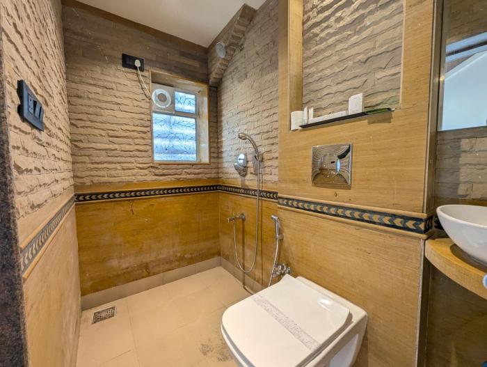 savyasaachii hotel mahabaleshwar pure veg