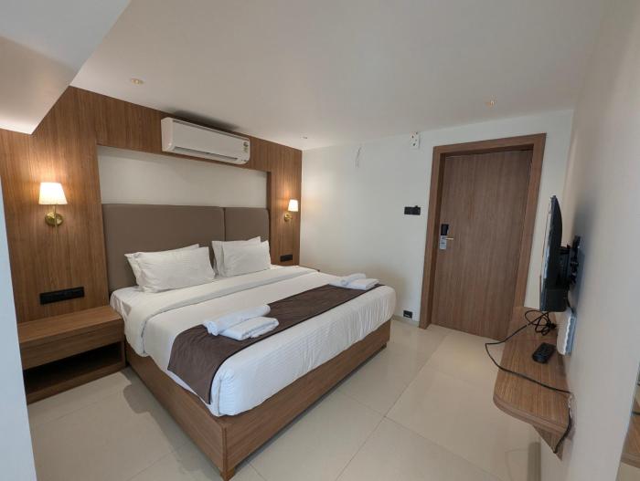 savyasaachii hotel mahabaleshwar pure veg