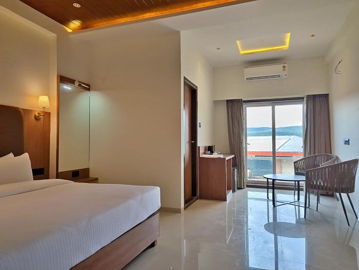 savyasaachii hotel mahabaleshwar pure veg