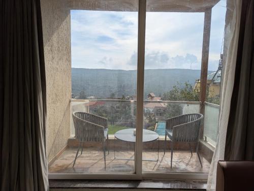 savyasaachii hotel mahabaleshwar pure veg