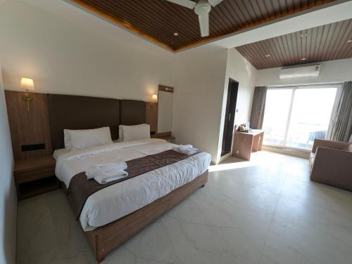 savyasaachii hotel mahabaleshwar pure veg
