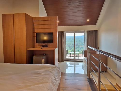 savyasaachii hotel mahabaleshwar pure veg