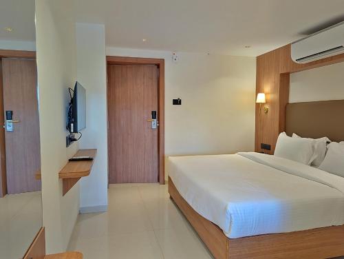 savyasaachii hotel mahabaleshwar pure veg