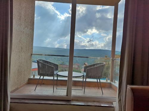 savyasaachii hotel mahabaleshwar pure veg