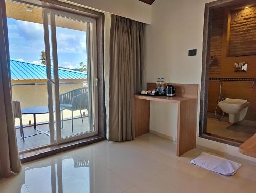 savyasaachii hotel mahabaleshwar pure veg