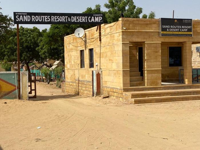 sand routes resort and desert camp