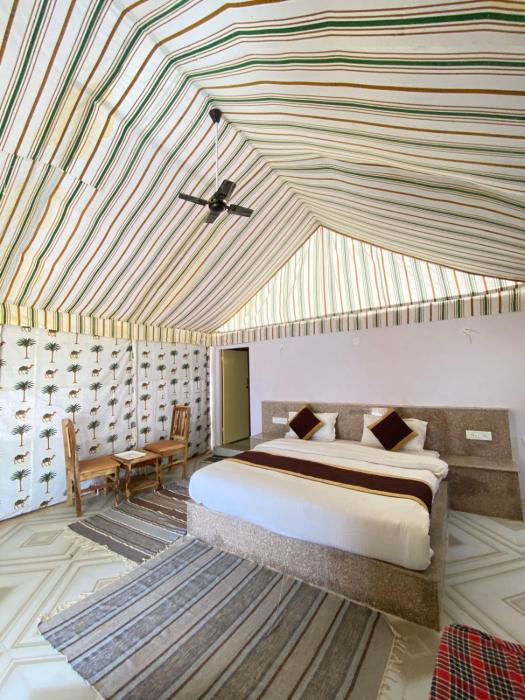 sand routes resort and desert camp