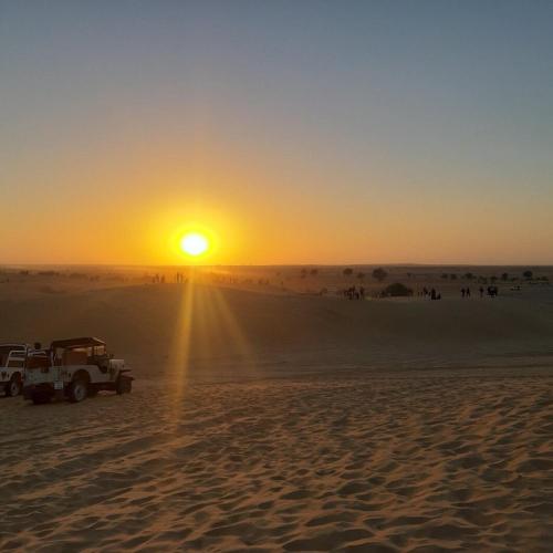 sand routes resort and desert camp