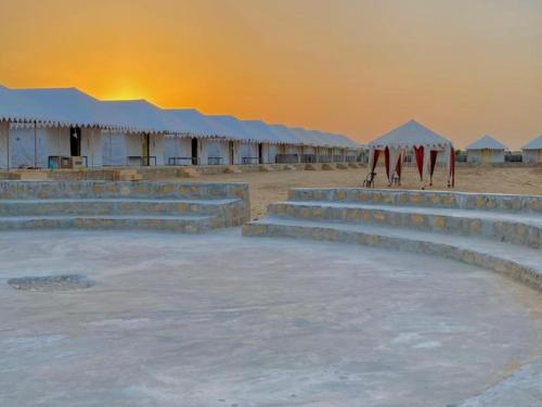 sand routes resort and desert camp