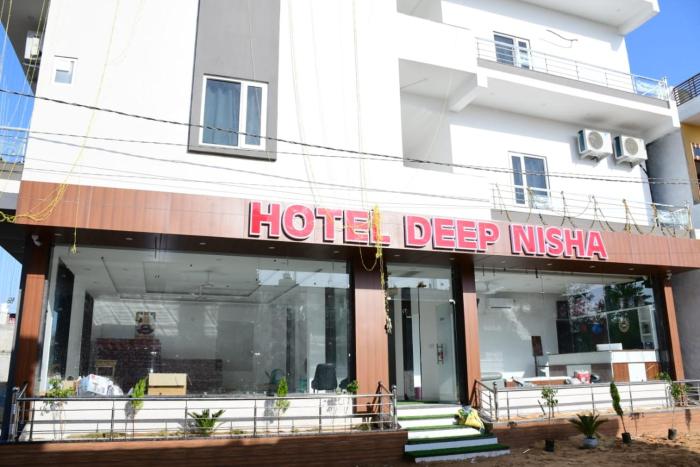 hotel deep nisha