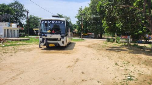 ananya hotel and restaurant naimisharanya