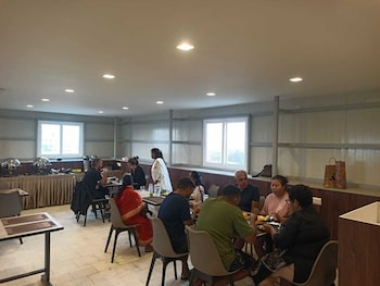 Urban Comforts,,3 star