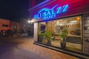 blusalzz select city centre near golden temple